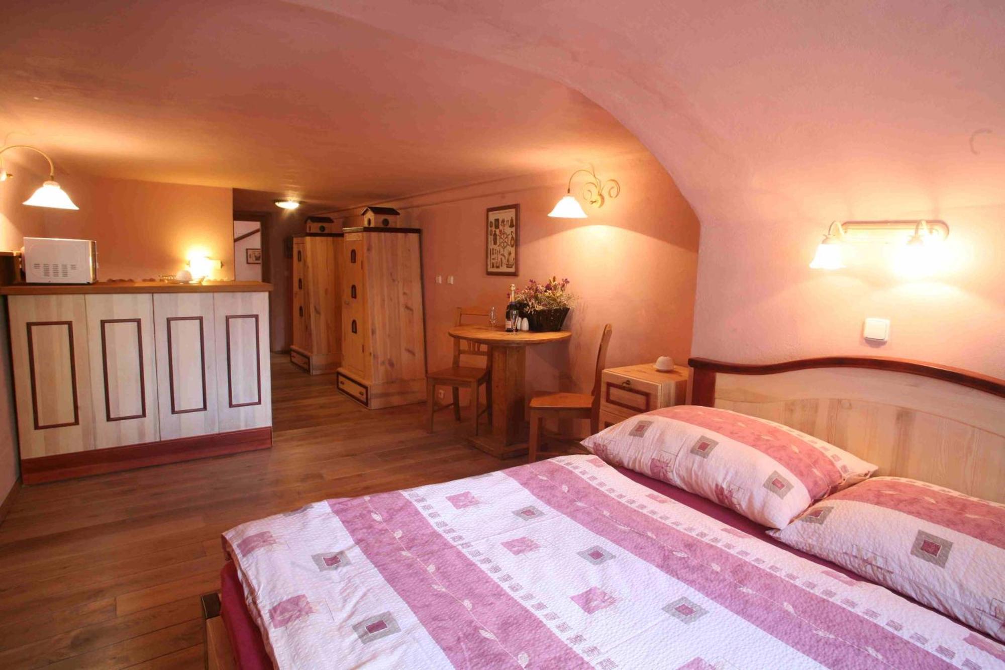 Apartmany Reve Třeboň Δωμάτιο φωτογραφία